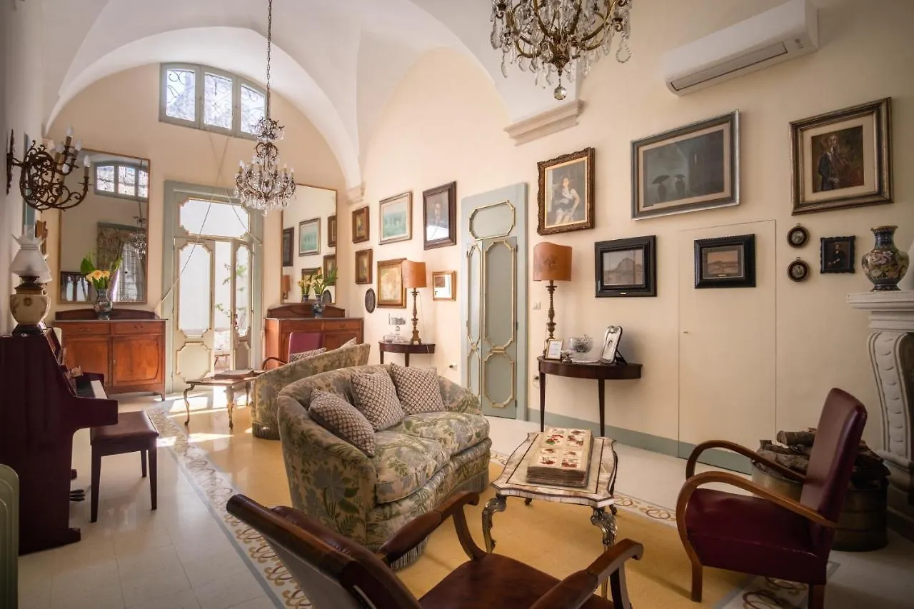 Palazzo Guido Bed & Breakfast Lecce