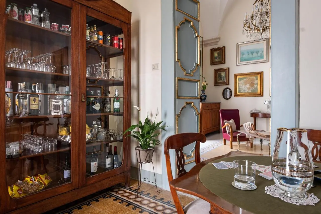 Palazzo Guido Bed & Breakfast Lecce