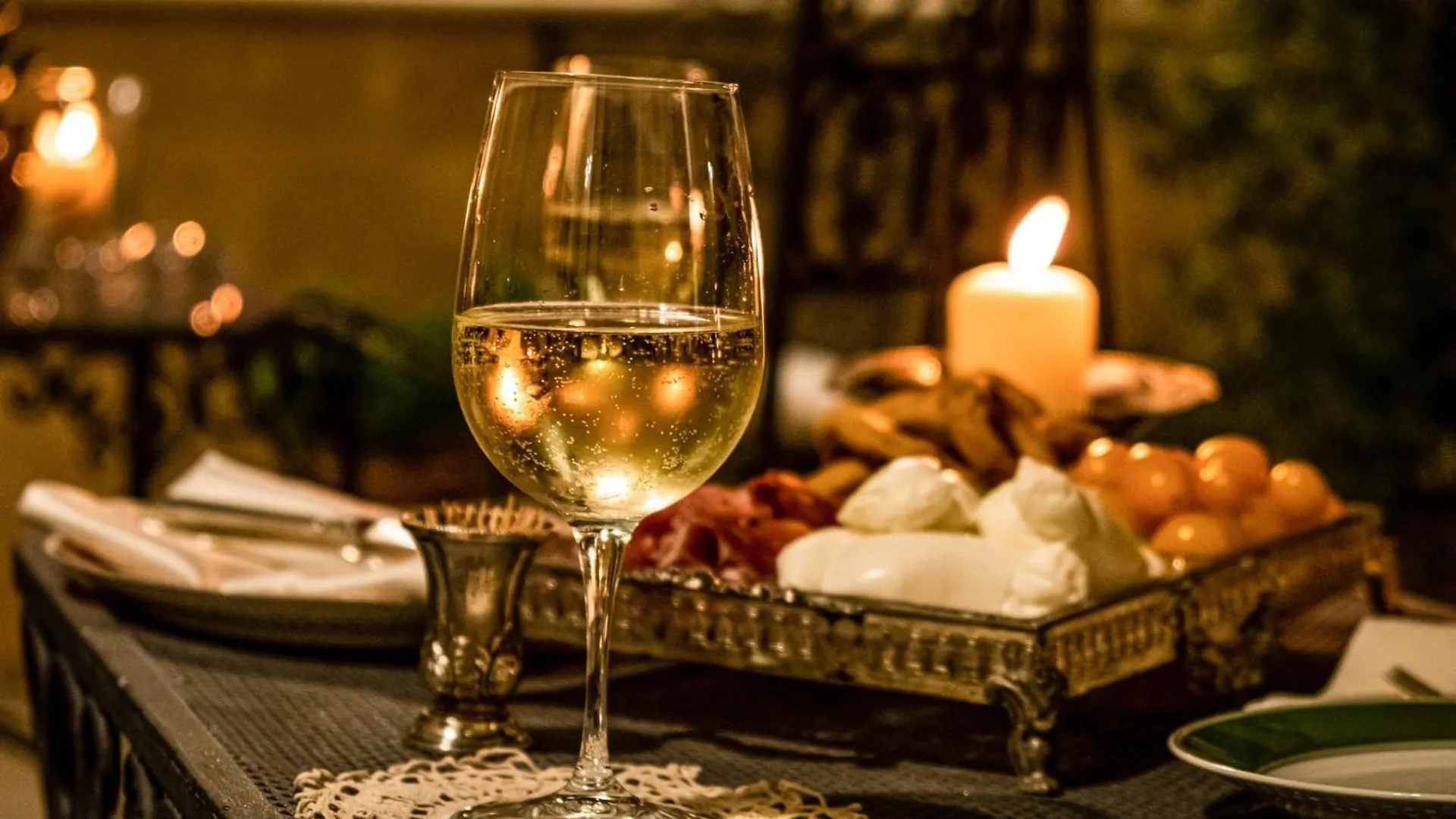 Palazzo Guido Bed & Breakfast Lecce 3*,  Italy